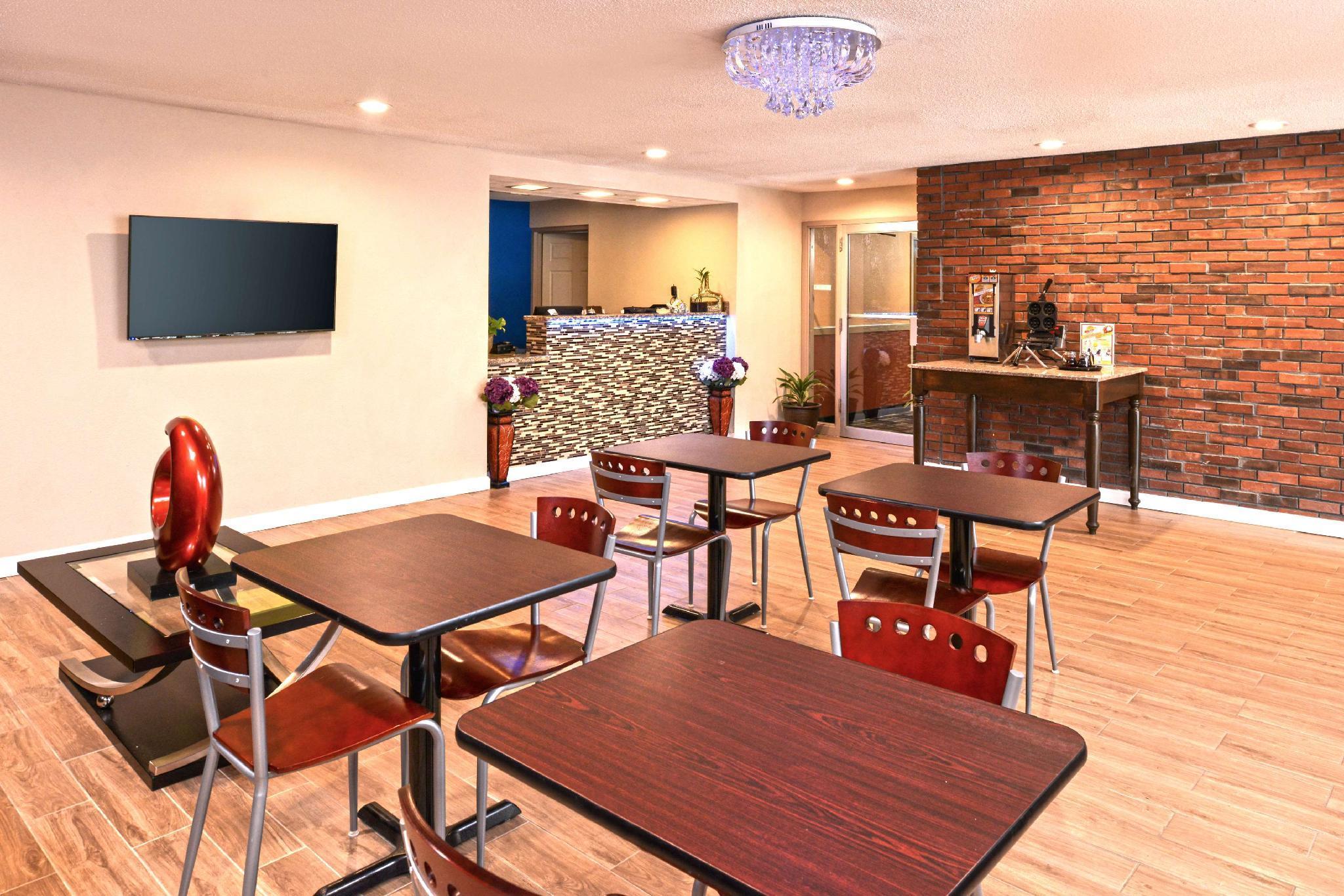 Restaurant Americas Best Value Inn Putnam