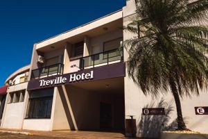 Alojamiento - Treville Hotel