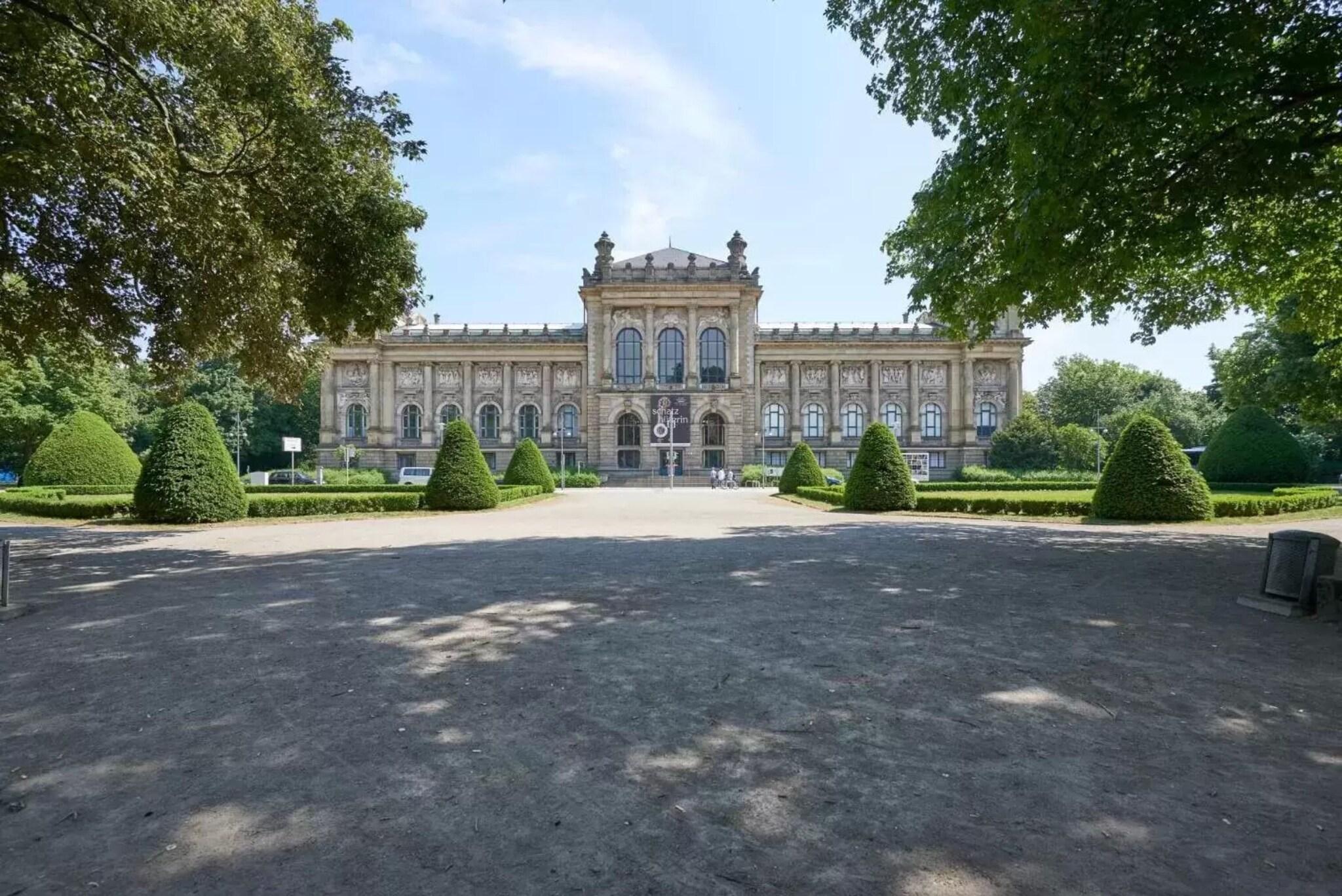 Vista Exterior Hotel Reverey