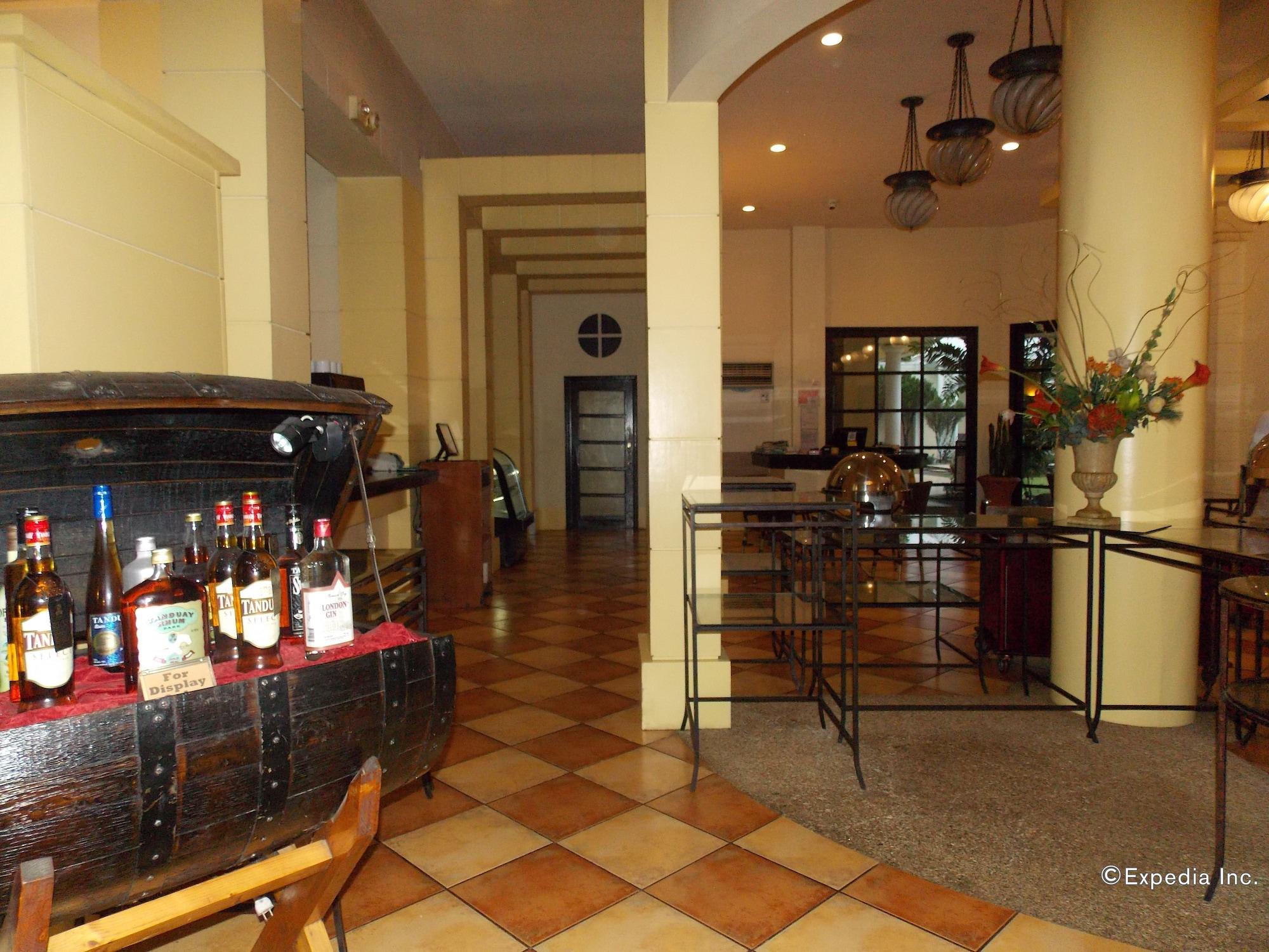 Restaurant Planta Centro Bacolod Hotel & Residences