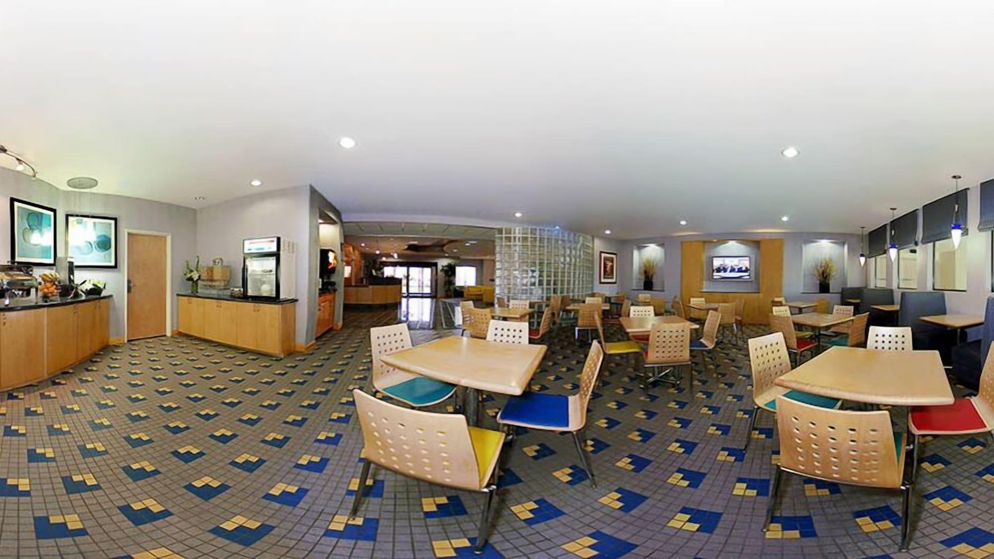 Restaurant Comfort Suites Georgetown