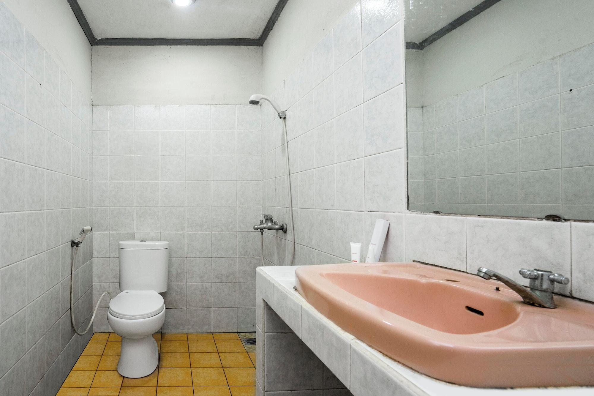 Equipamiento de Habitación OYO 2536 Hotel Tanjung