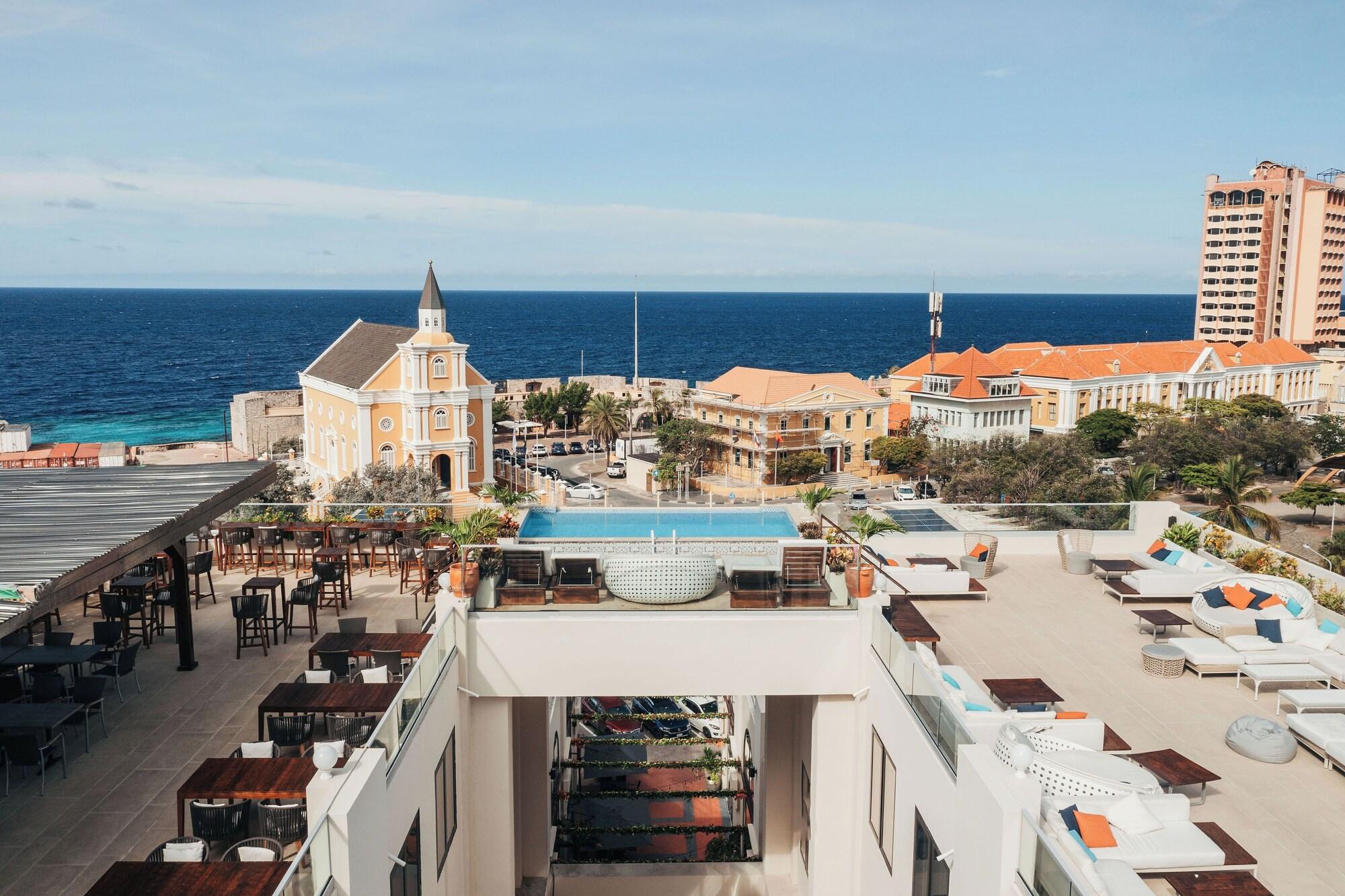 Playa Elements Hotel & Shops