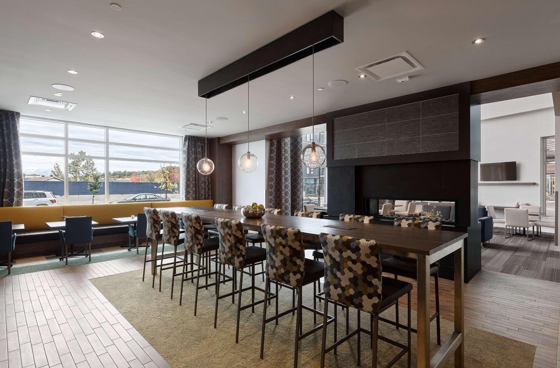 Restaurant Hampton Inn & Suites Quebec City/ Saint-Romuald