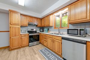 Alquiler Vacacional - 3 Bedroom Townhome next to Cheat Lake / Sunset Beach Marina!