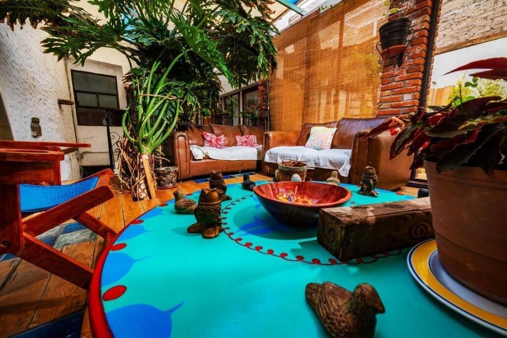 Varios Hostel Mexico DF Airport