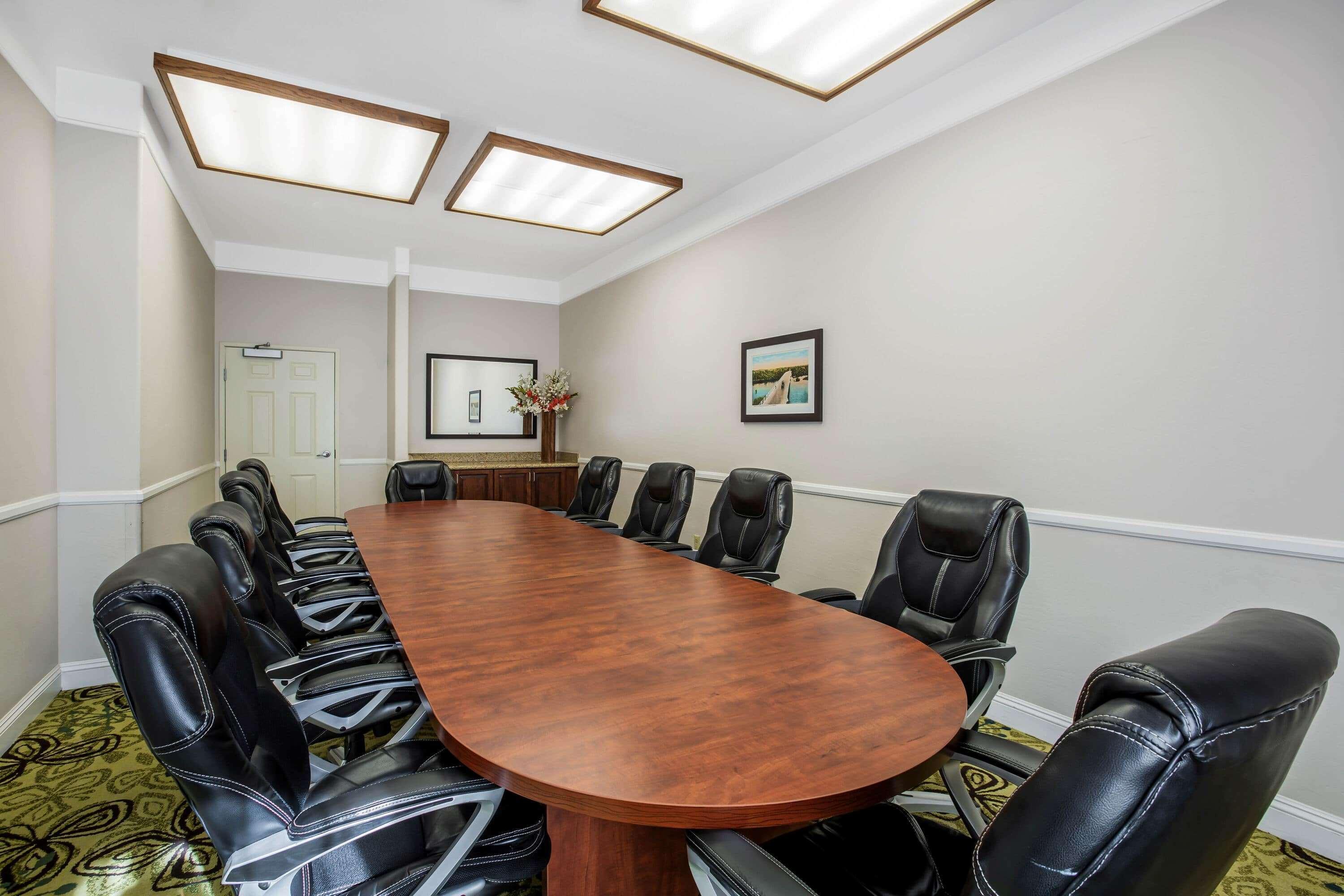 Centro de Negocios La Quinta Inn & Suites by Wyndham Bakersfield North