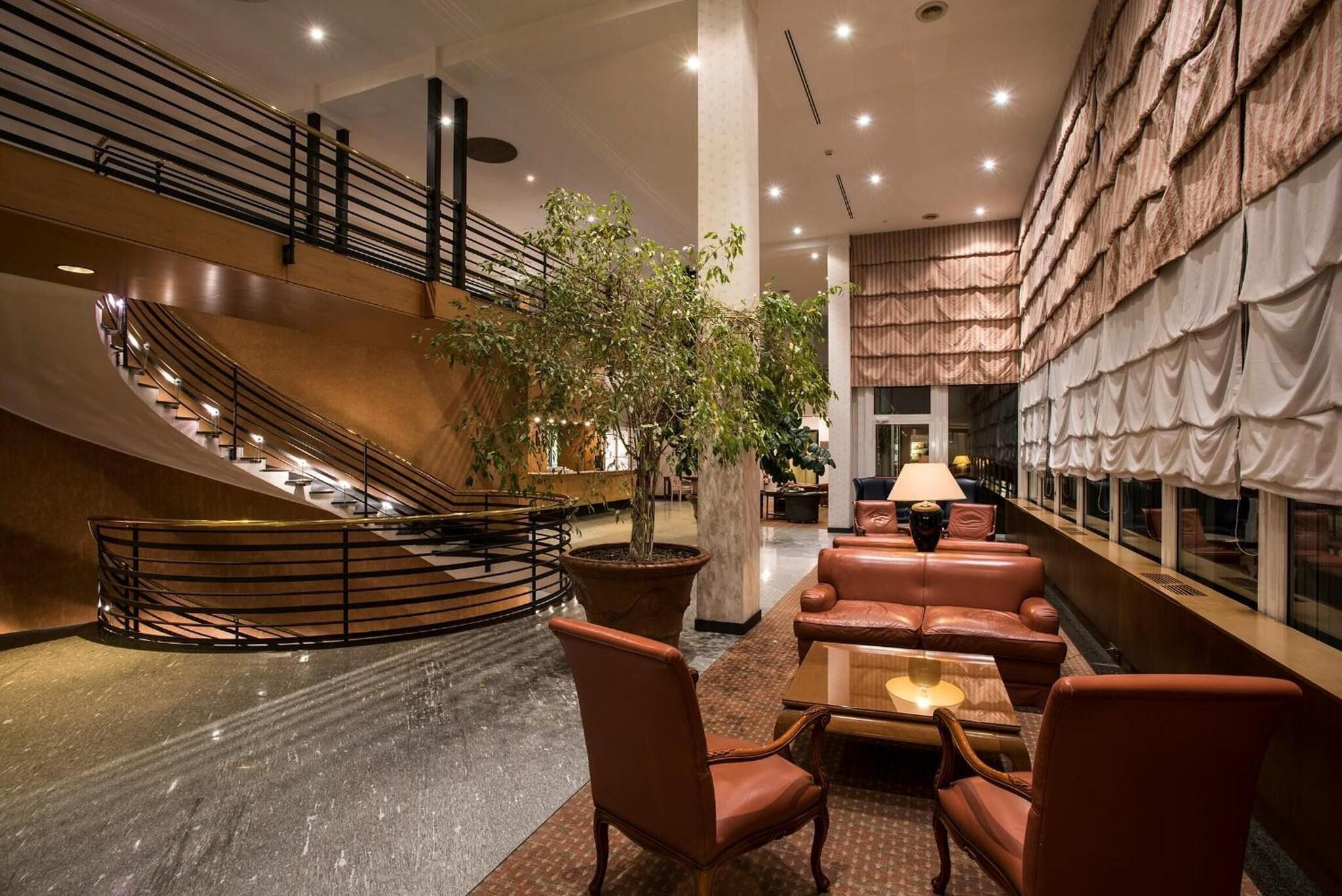 Vista Lobby Fly On Hotel
