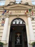 Alojamiento - Hotel Atos