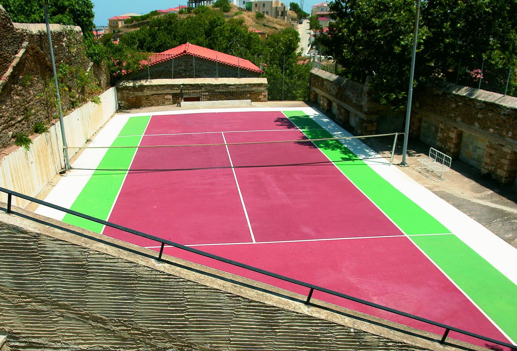 Instalaciones Recreativas Paradise Art Hotel