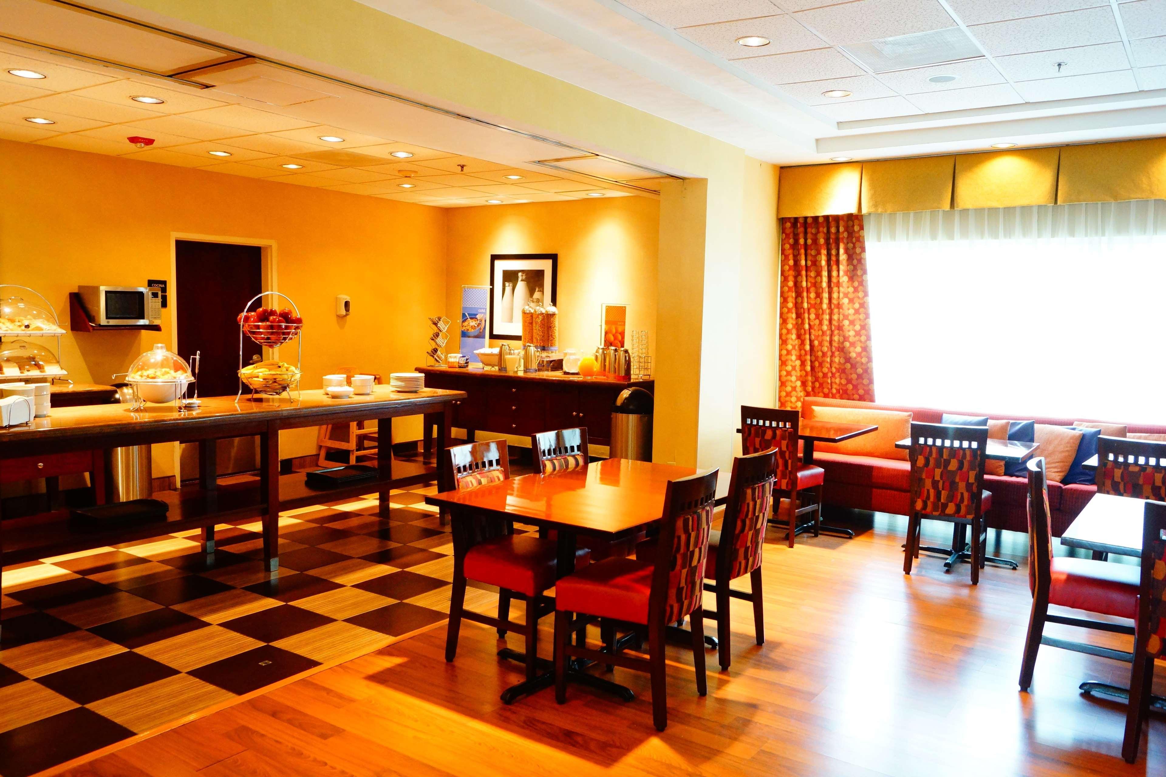 Restaurant Hampton Inn by Hilton Guadalajara-Aeropuerto