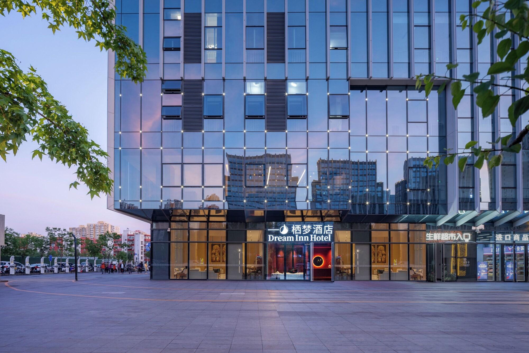 Varios Beijing Dream Inn Hotel