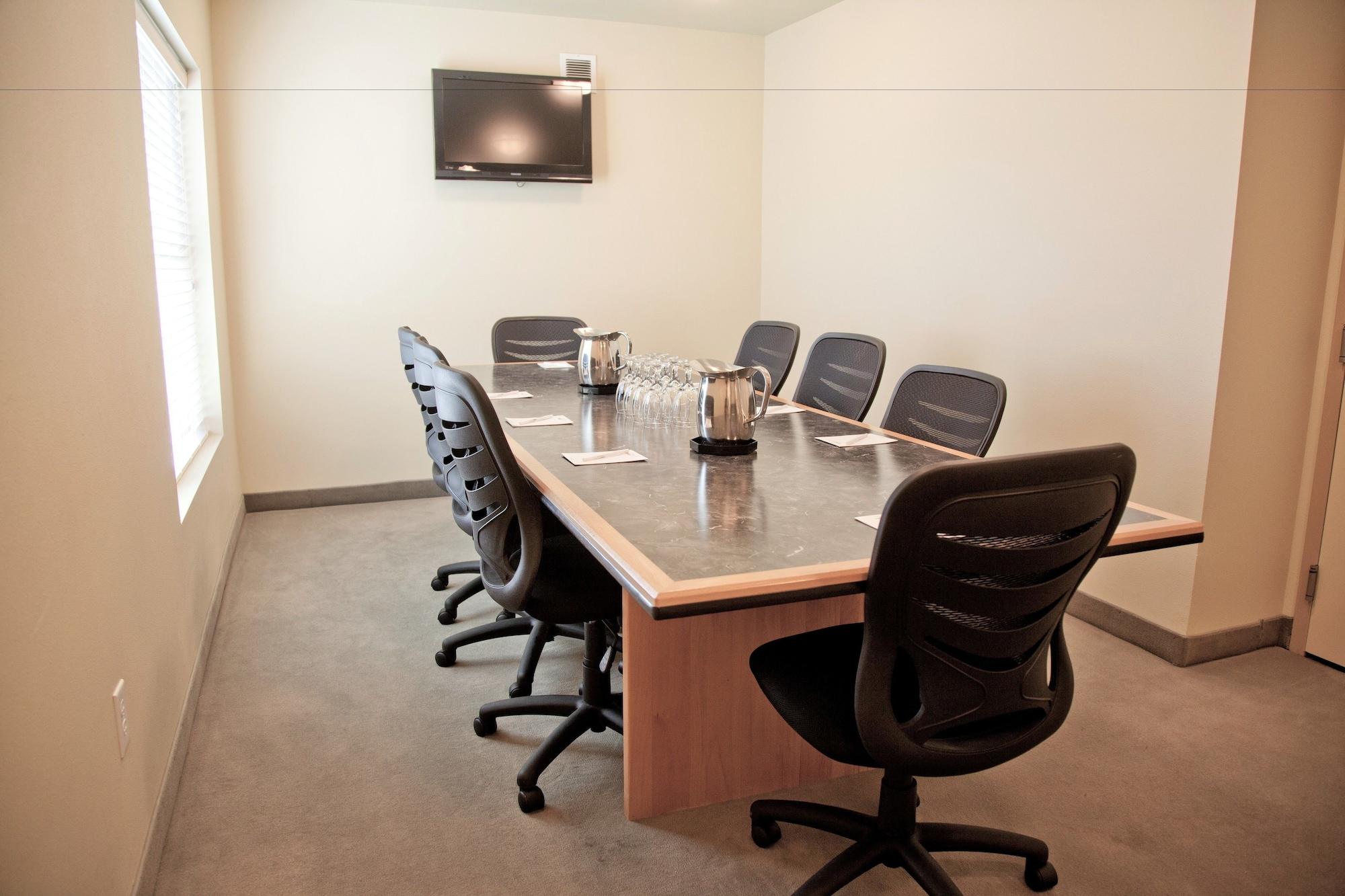 Sala de Reuniones Ledgestone Hotel