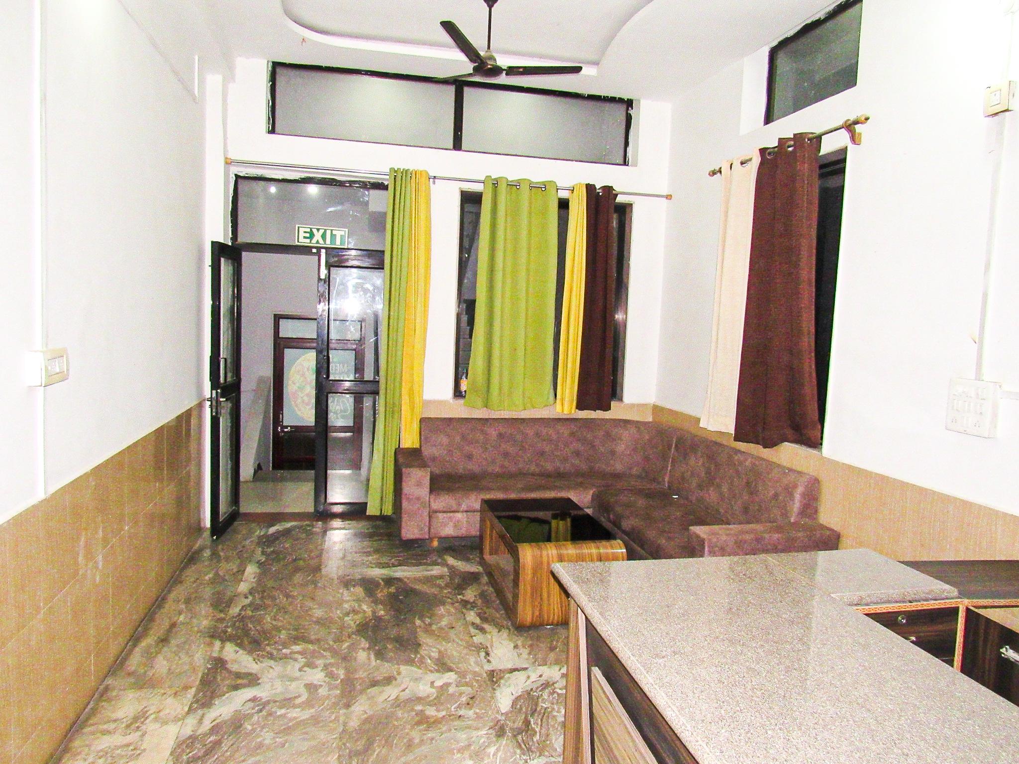 Vista Lobby Sangam Hotel