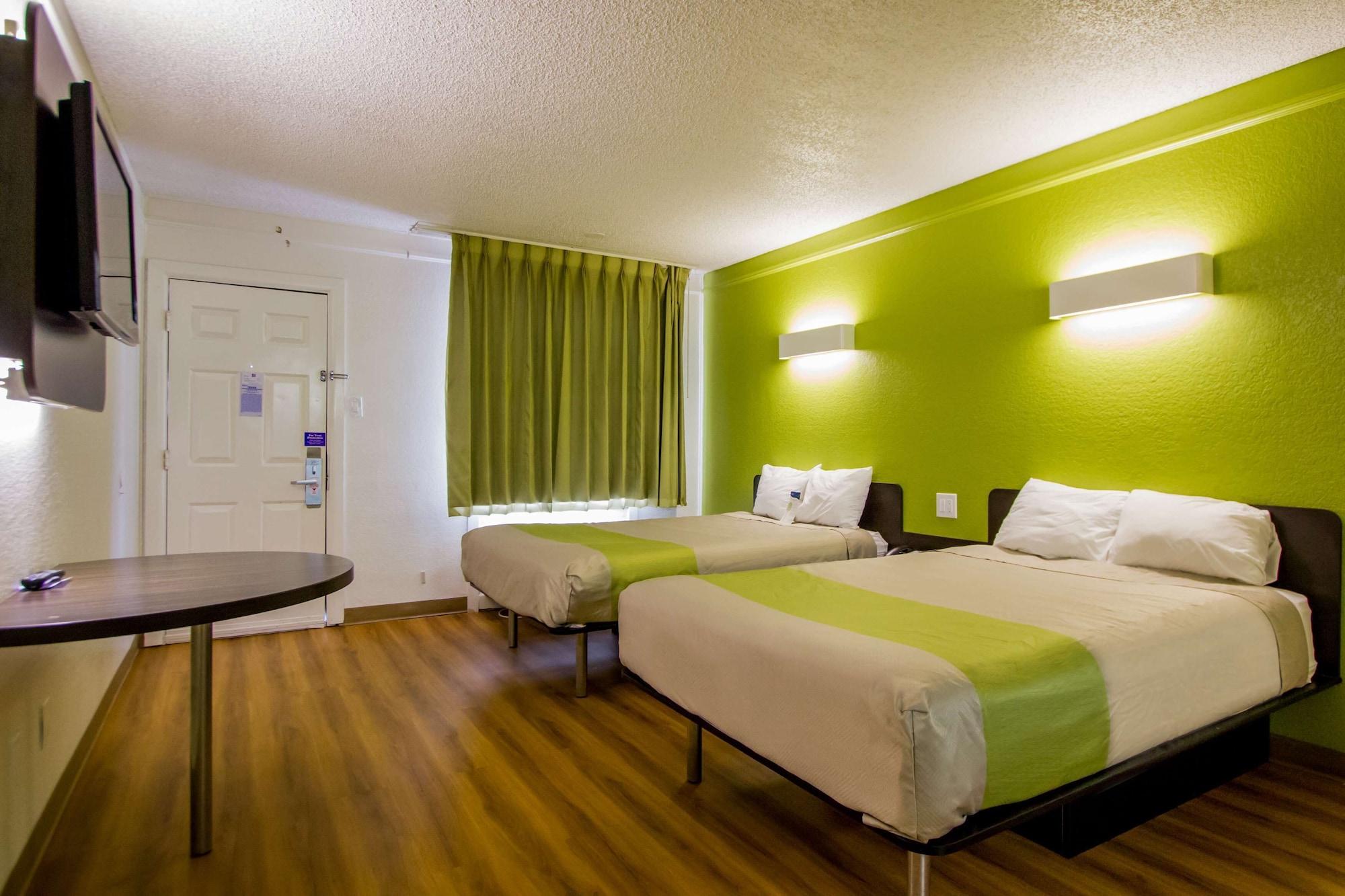 Set de Habitación Motel 6 Austin, TX - Midtown