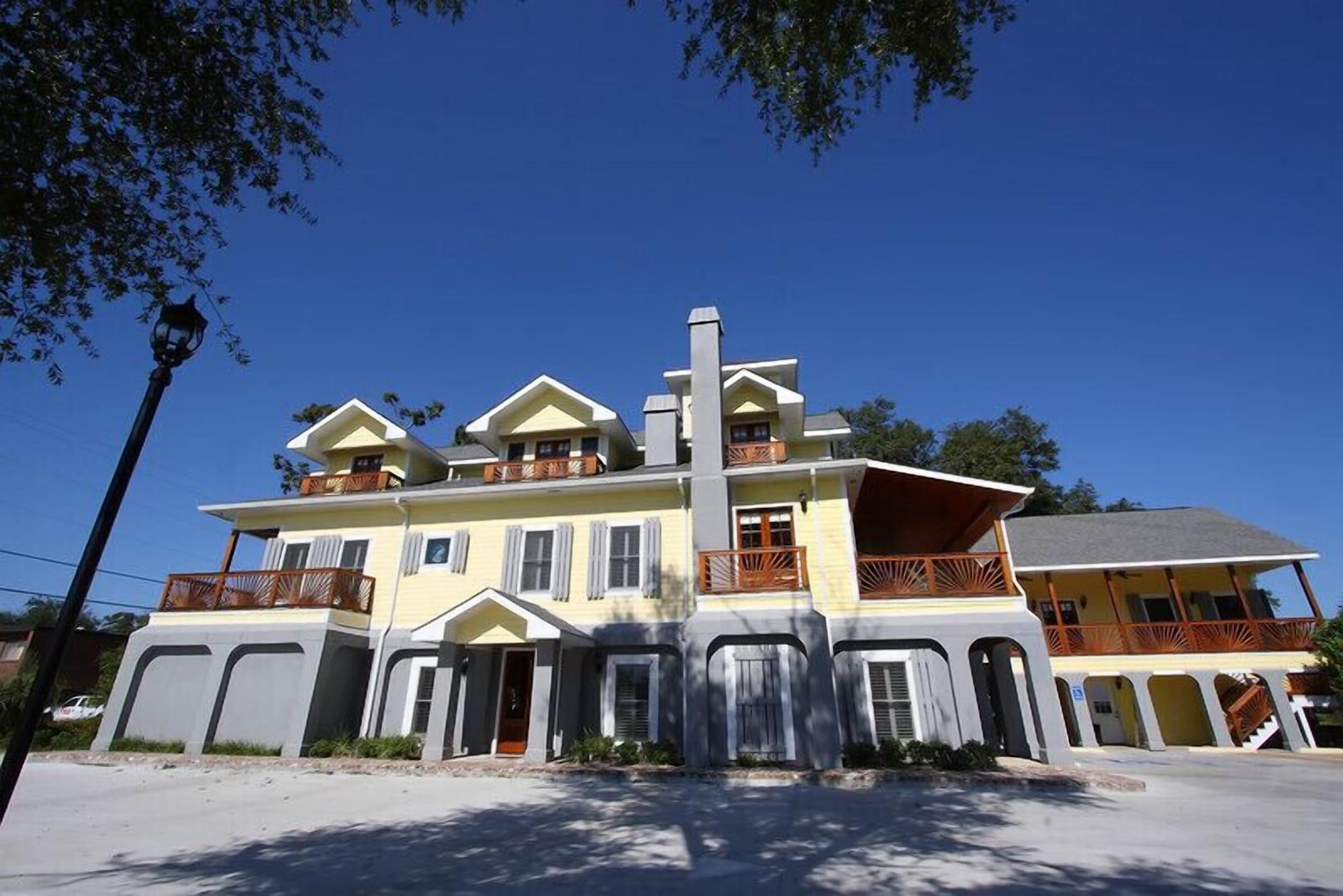 Varios The Almanett Hotel