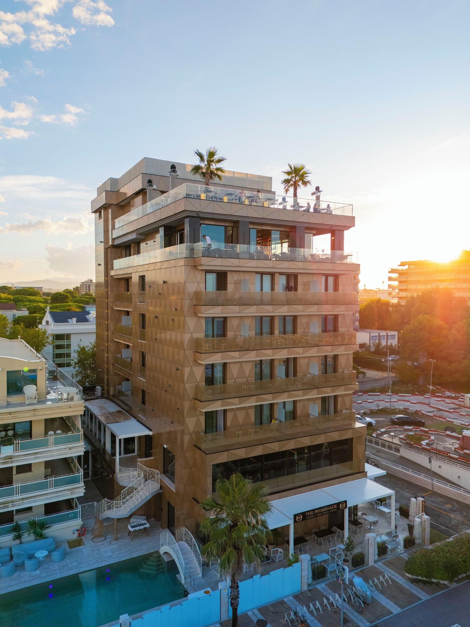 Vista Exterior The Promenade Luxury Wellness Hotel