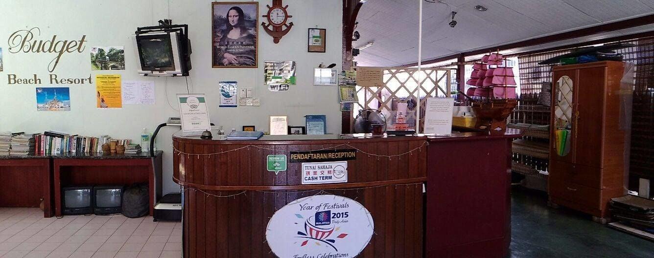 Vista Lobby Budget Beach Resort