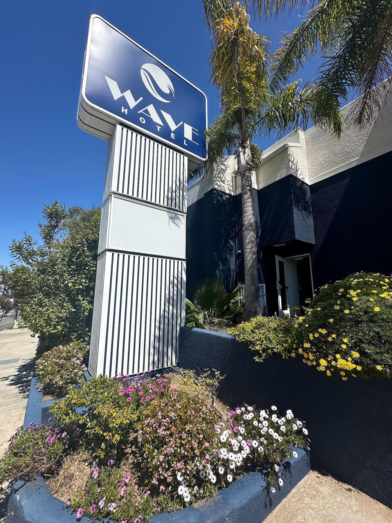 Vista Exterior The Wave Manhattan Beach