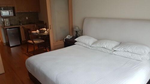 Hotel Suites Lerma 202