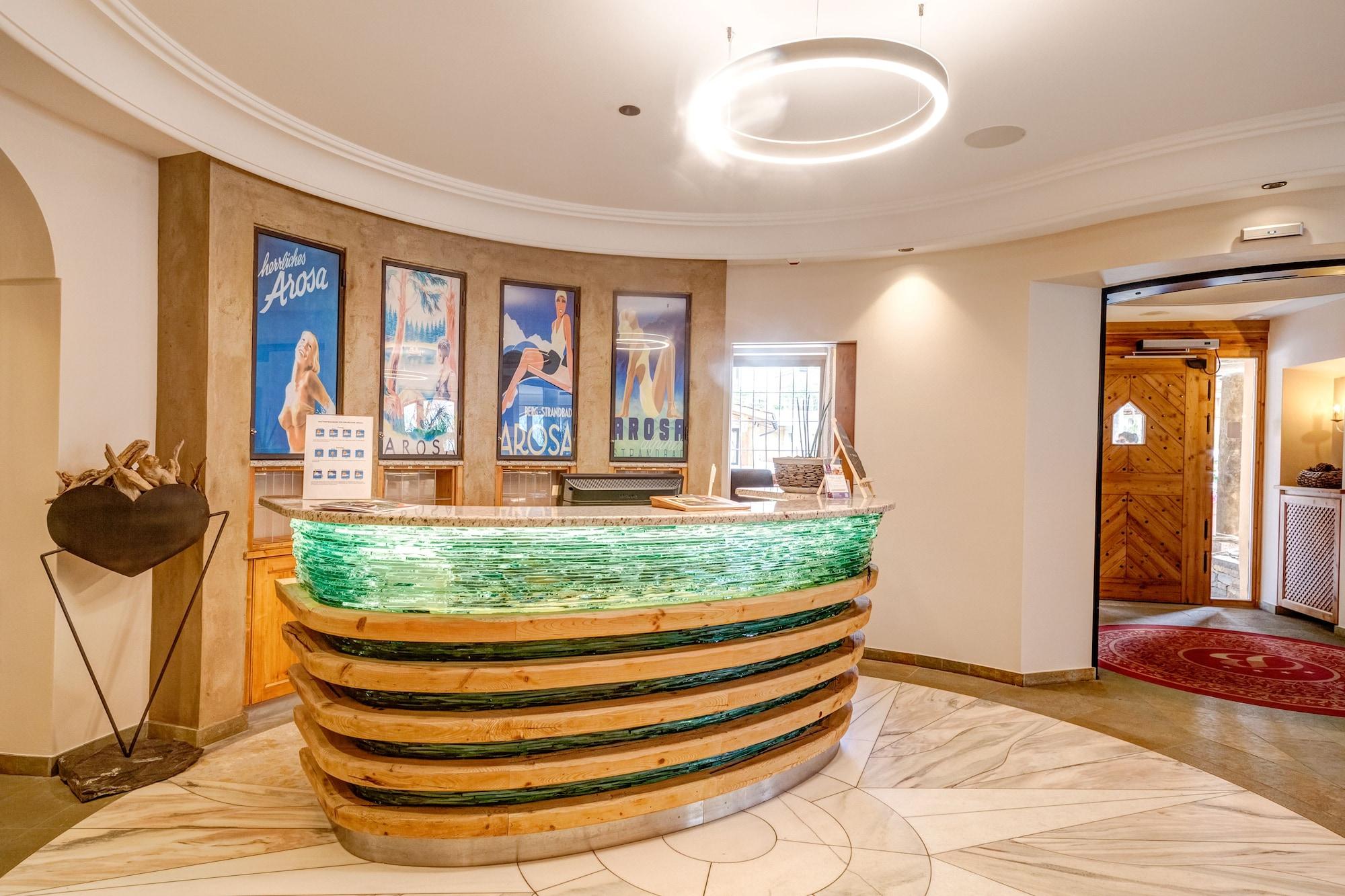 Vista Lobby BelArosa Hotel