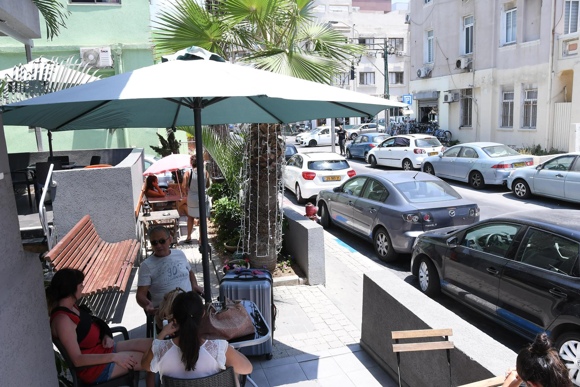 Varios Crown Sea Apartments