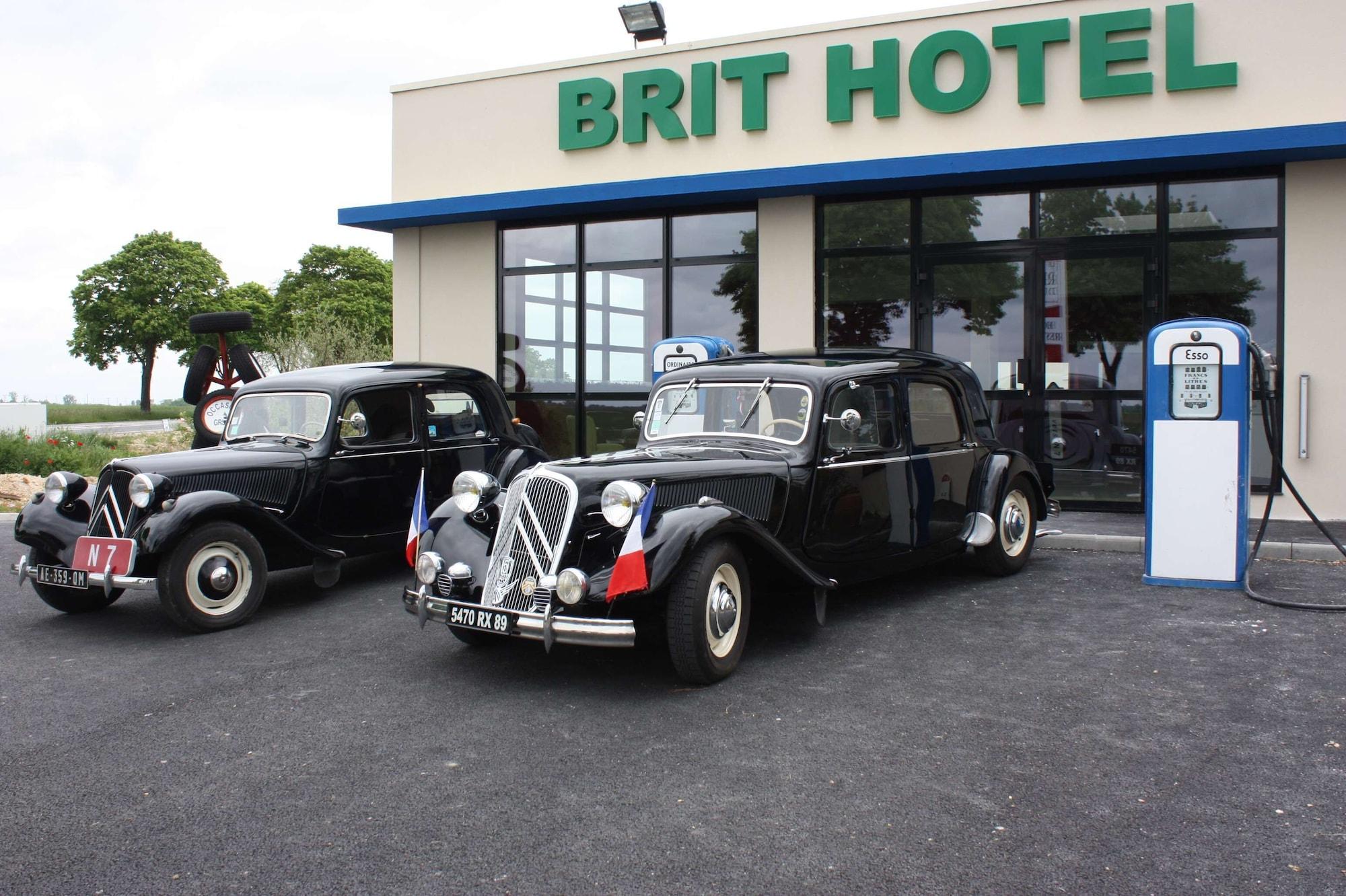 Vista Exterior Brit Hotel Montargis