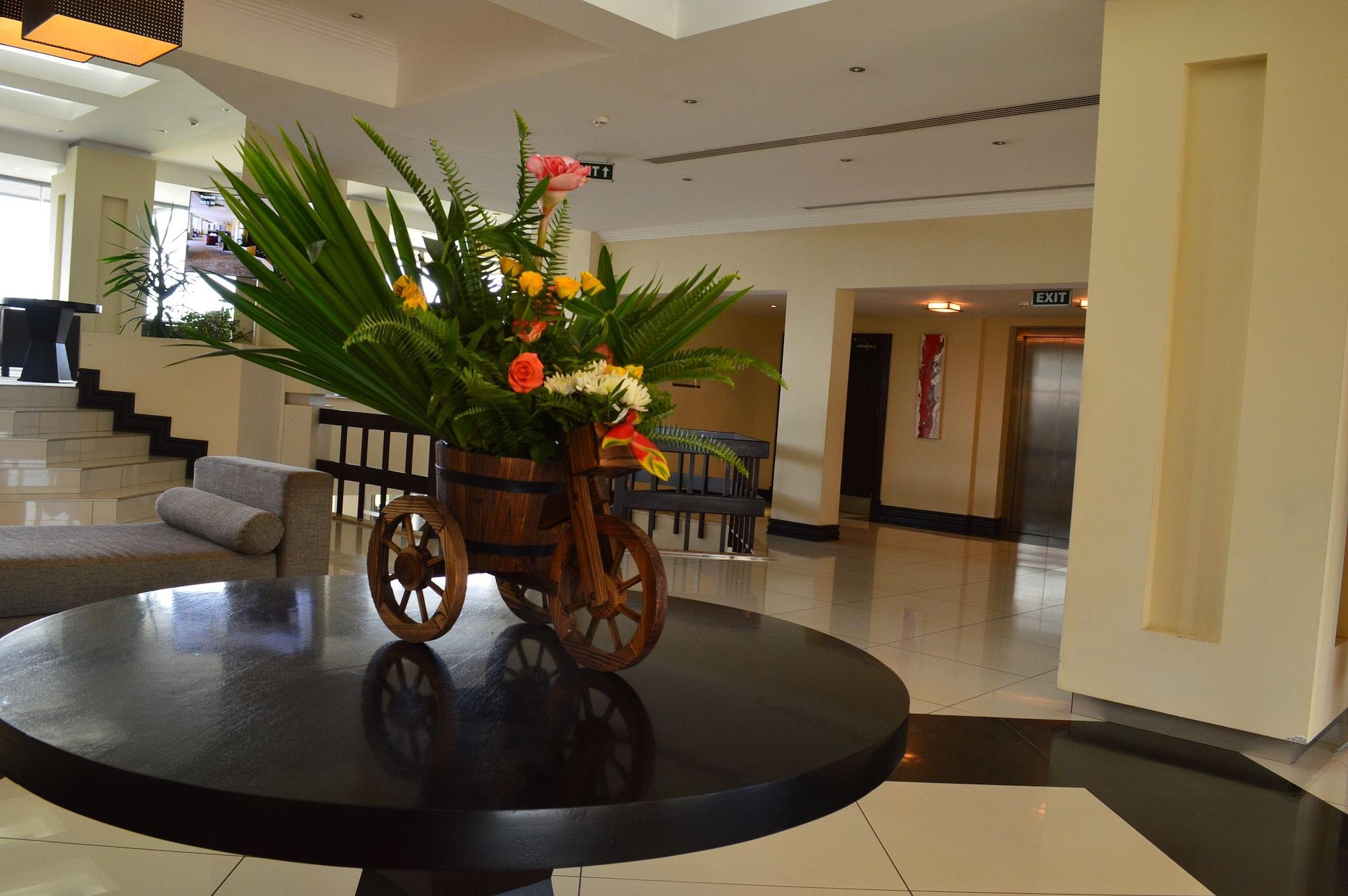 Vista Lobby Hotel Pullman Lubumbashi Grand Karavia
