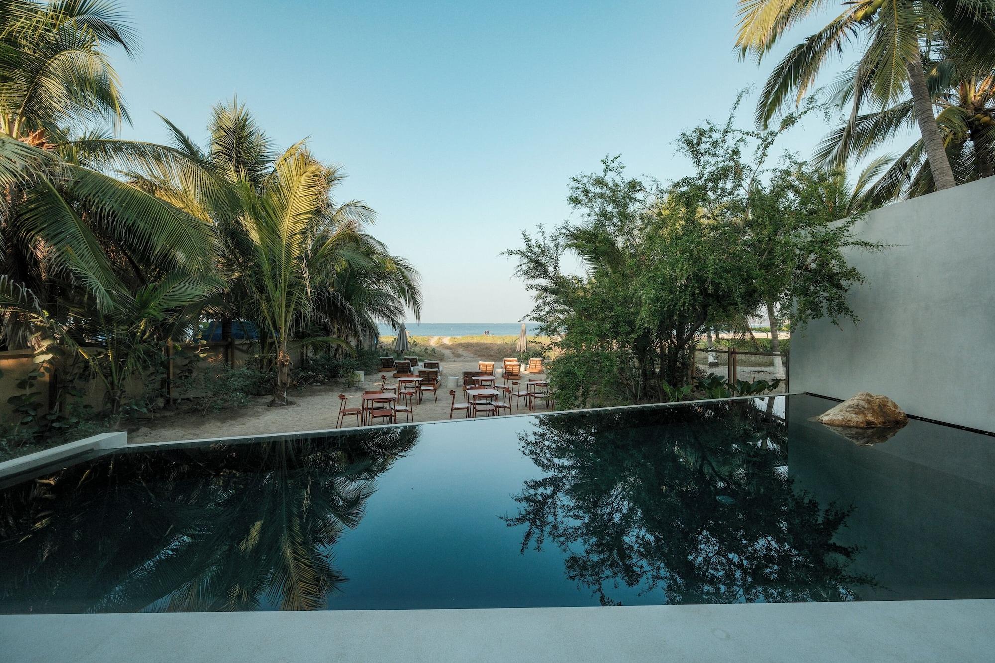 Playa Notto Zicatela Hotel