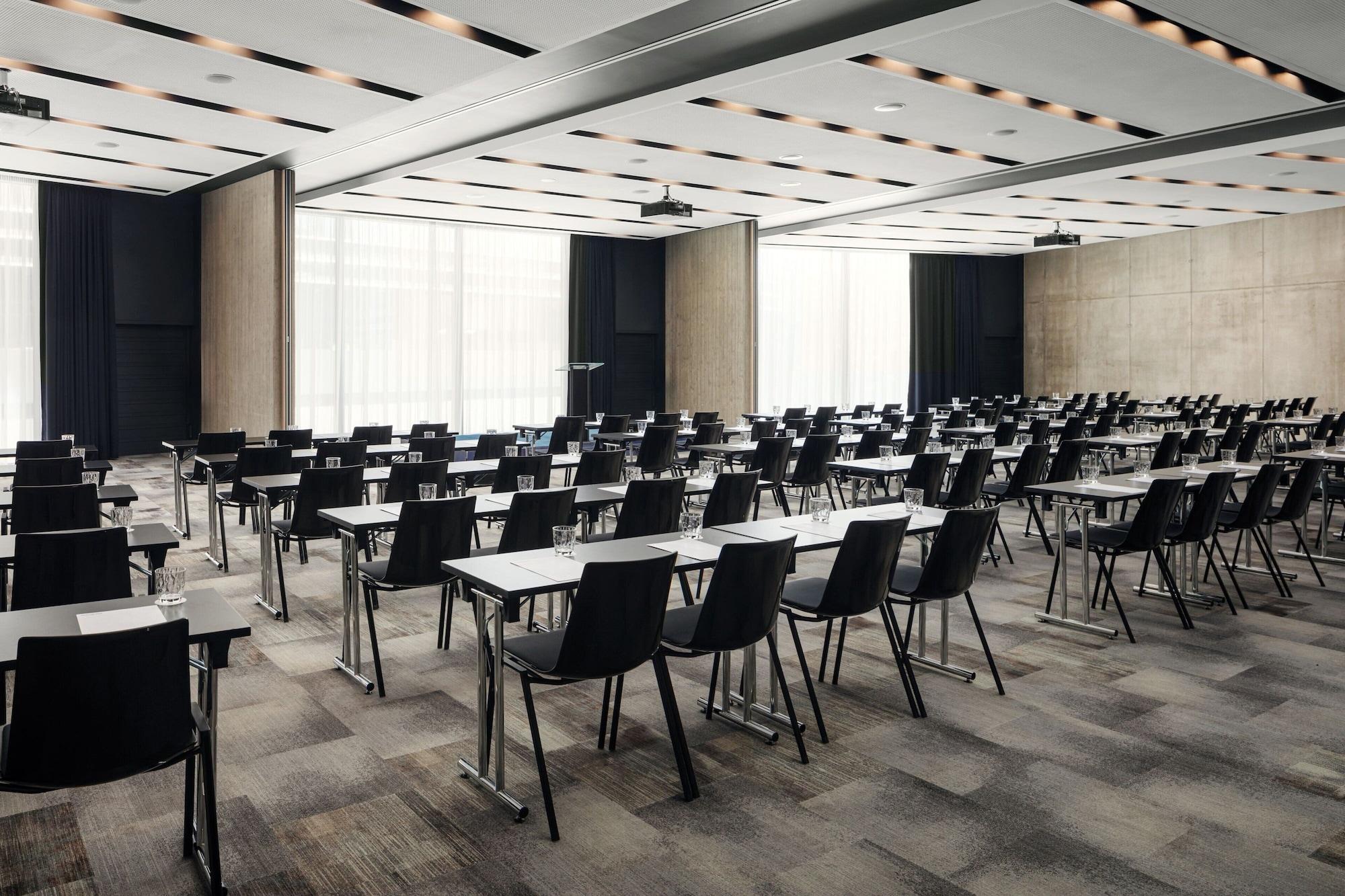 Sala de Reuniones STAGES HOTEL Prague, a Tribute Portfolio Hotel