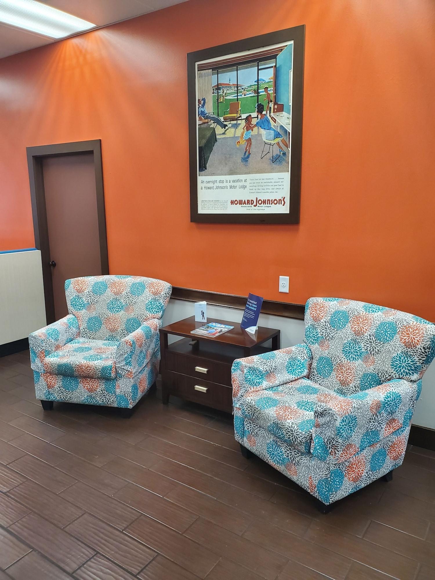 Vista Lobby Howard Johnson by Wyndham Ocala FL I-75