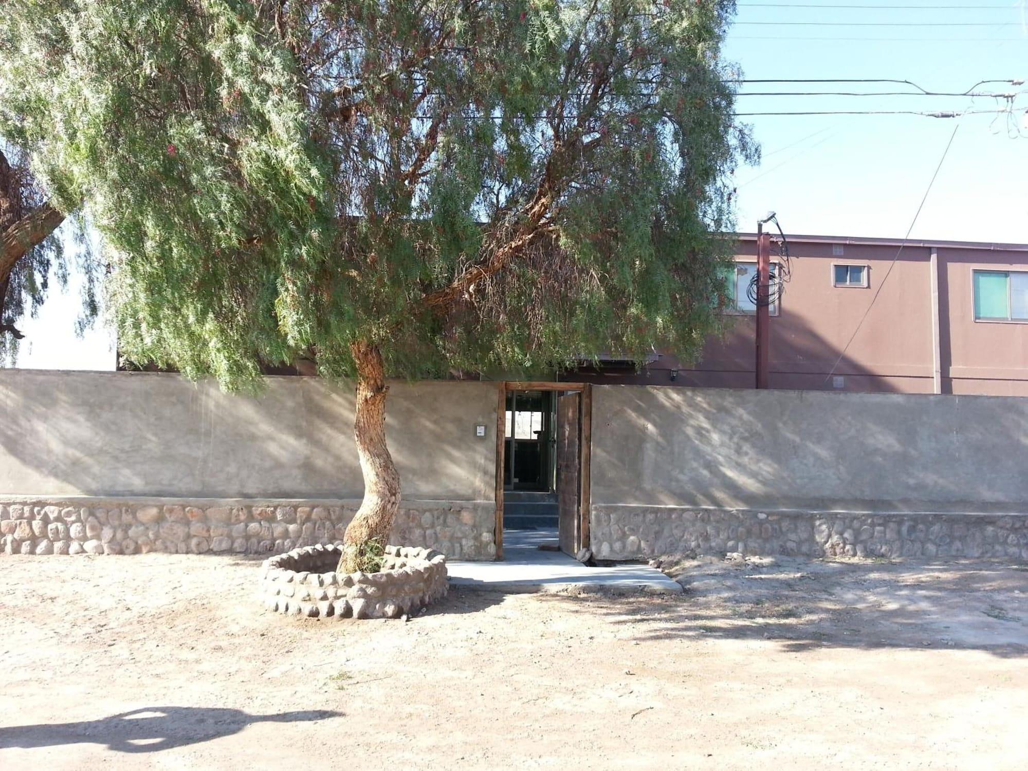 Vista Exterior Juku Hostal
