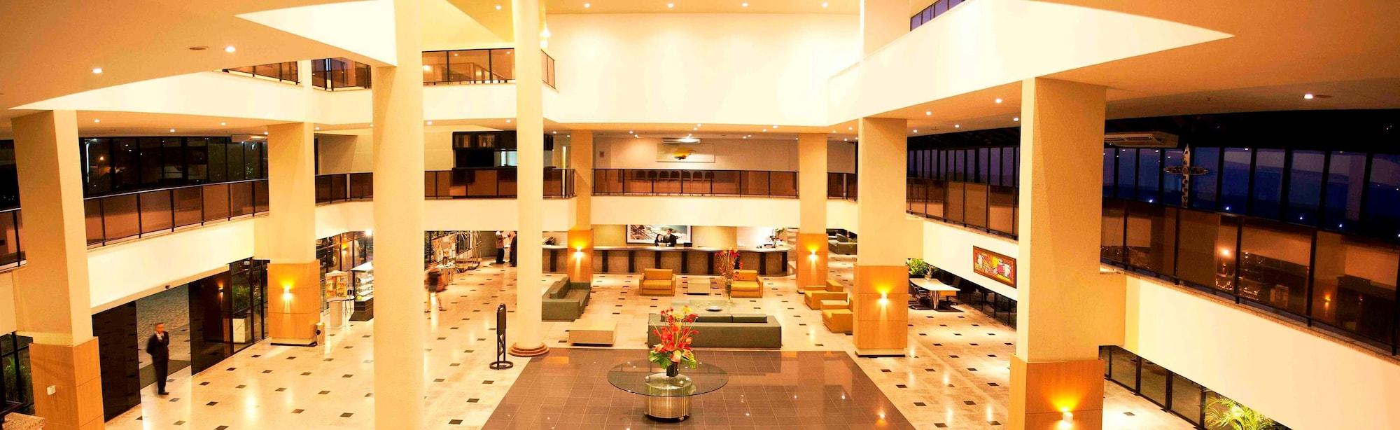 Vista Lobby Marina Park