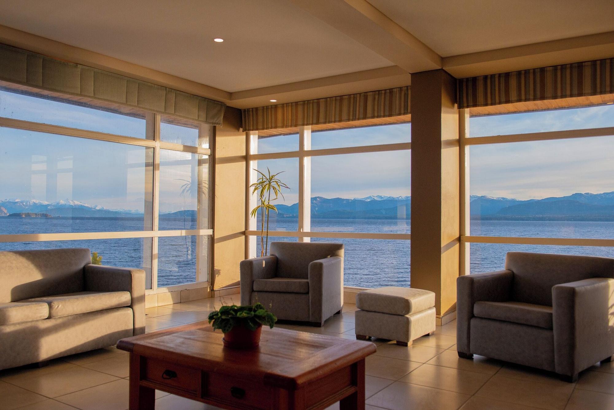 Vista Lobby Patagonia Hotel