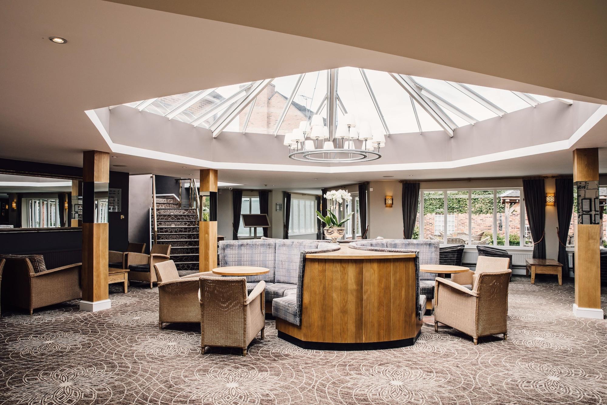 Vista Lobby Manor House Hotel & Spa