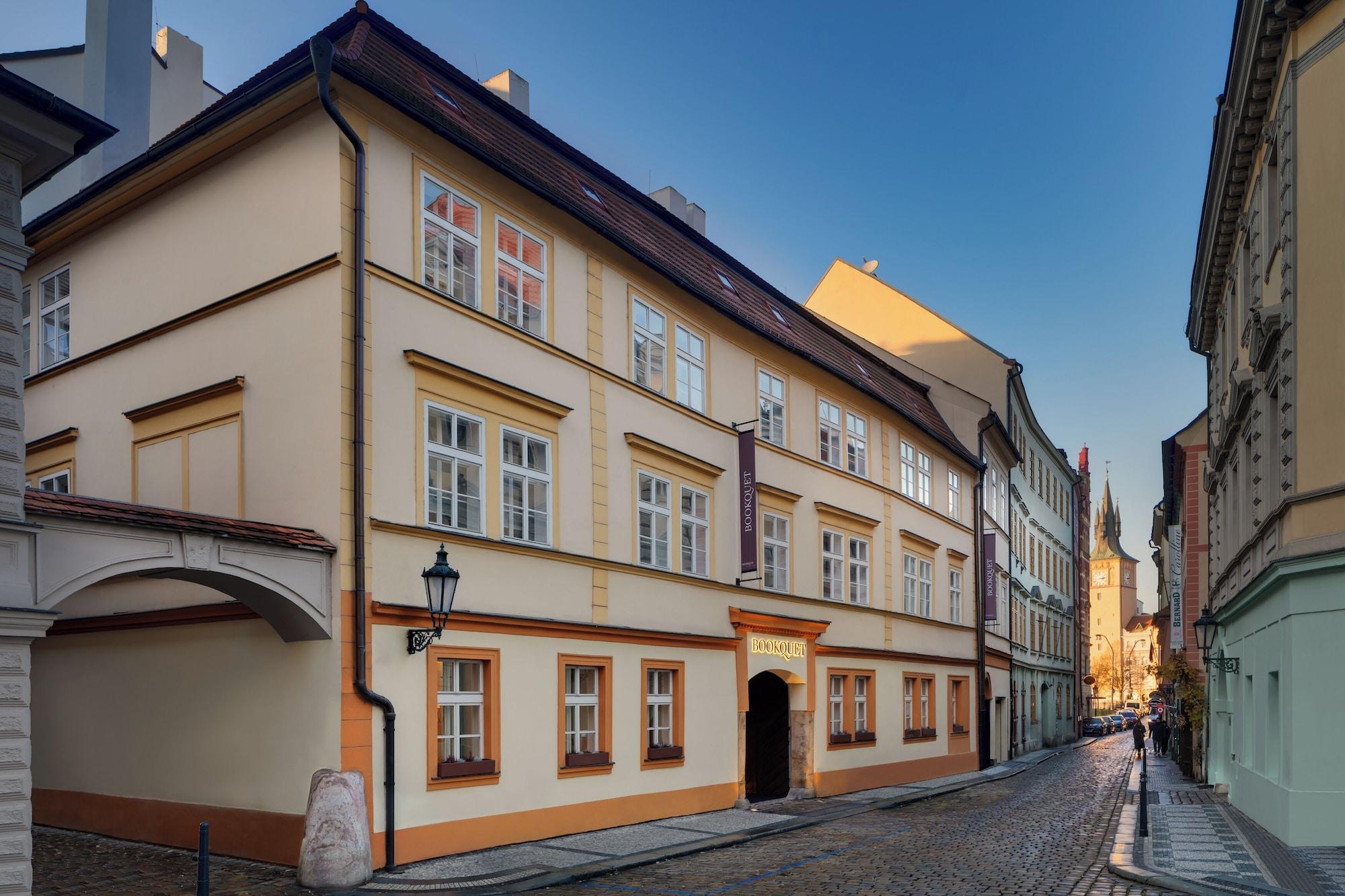 Vista Exterior Hotel BOOKQUET
