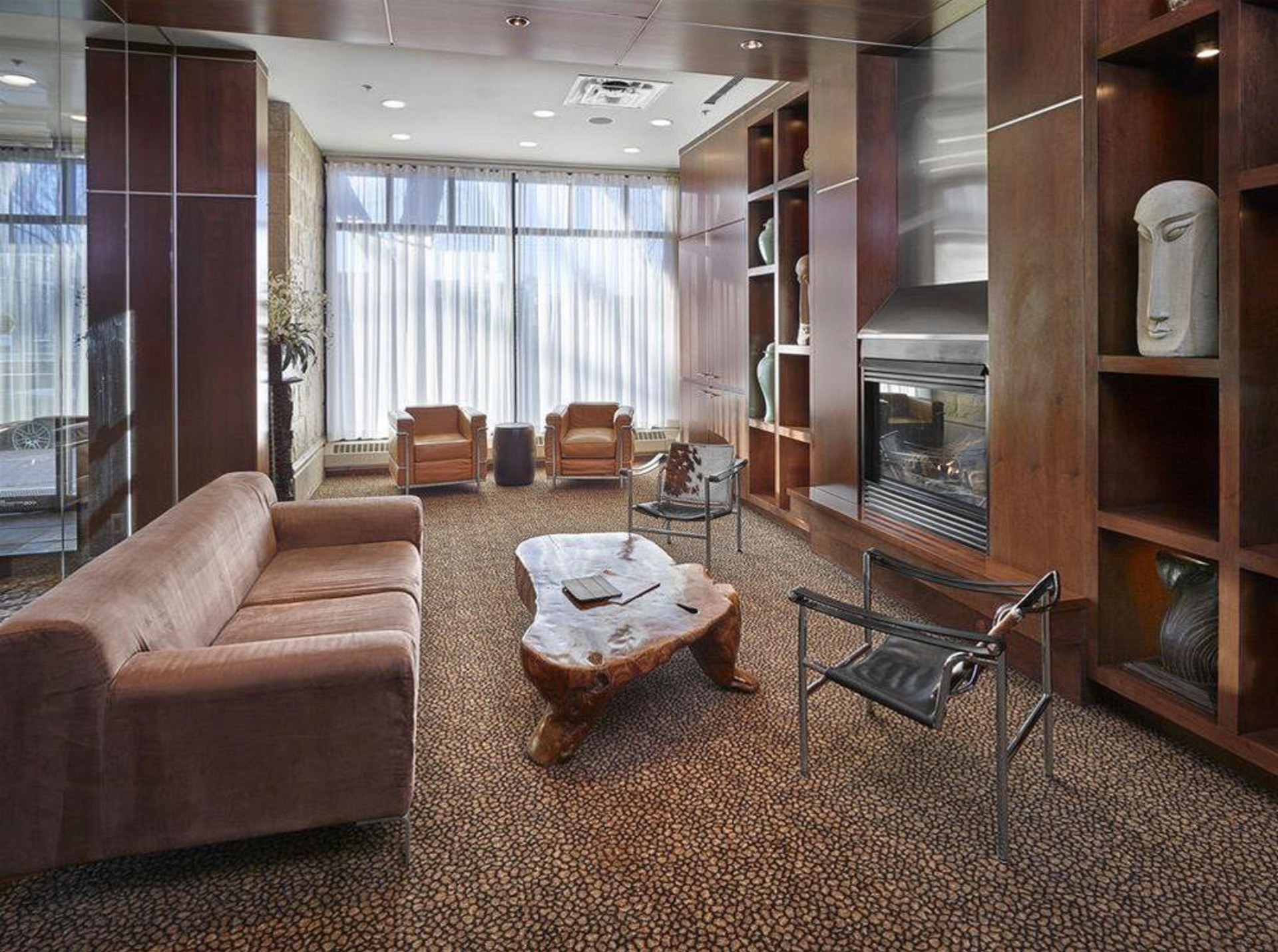 Vista Lobby Metterra Hotel on Whyte