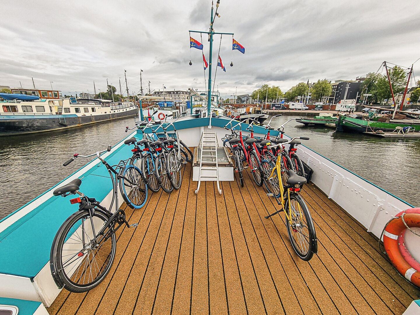 Vista Exterior Amsterdam Hotelboat