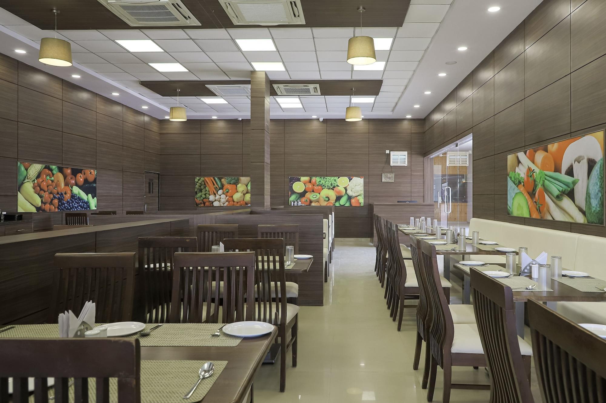 Restaurant The Fern Residency Somnath