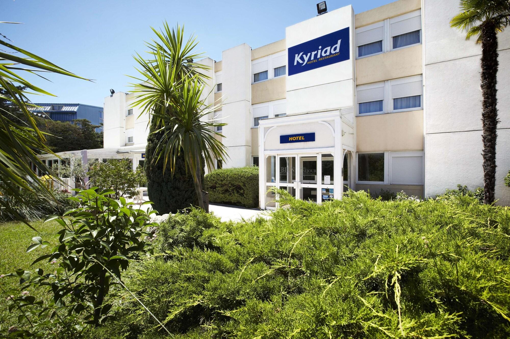 Vista Exterior Kyriad Toulon - Hyeres - La Garde