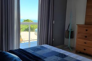 Aluguel por temporada - Casa Serena Condomínio de frente para a praia