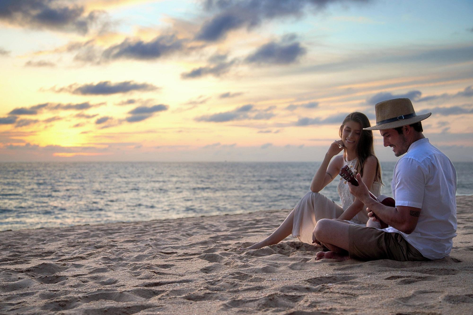 Playa Renaissance Phuket Resort & Spa