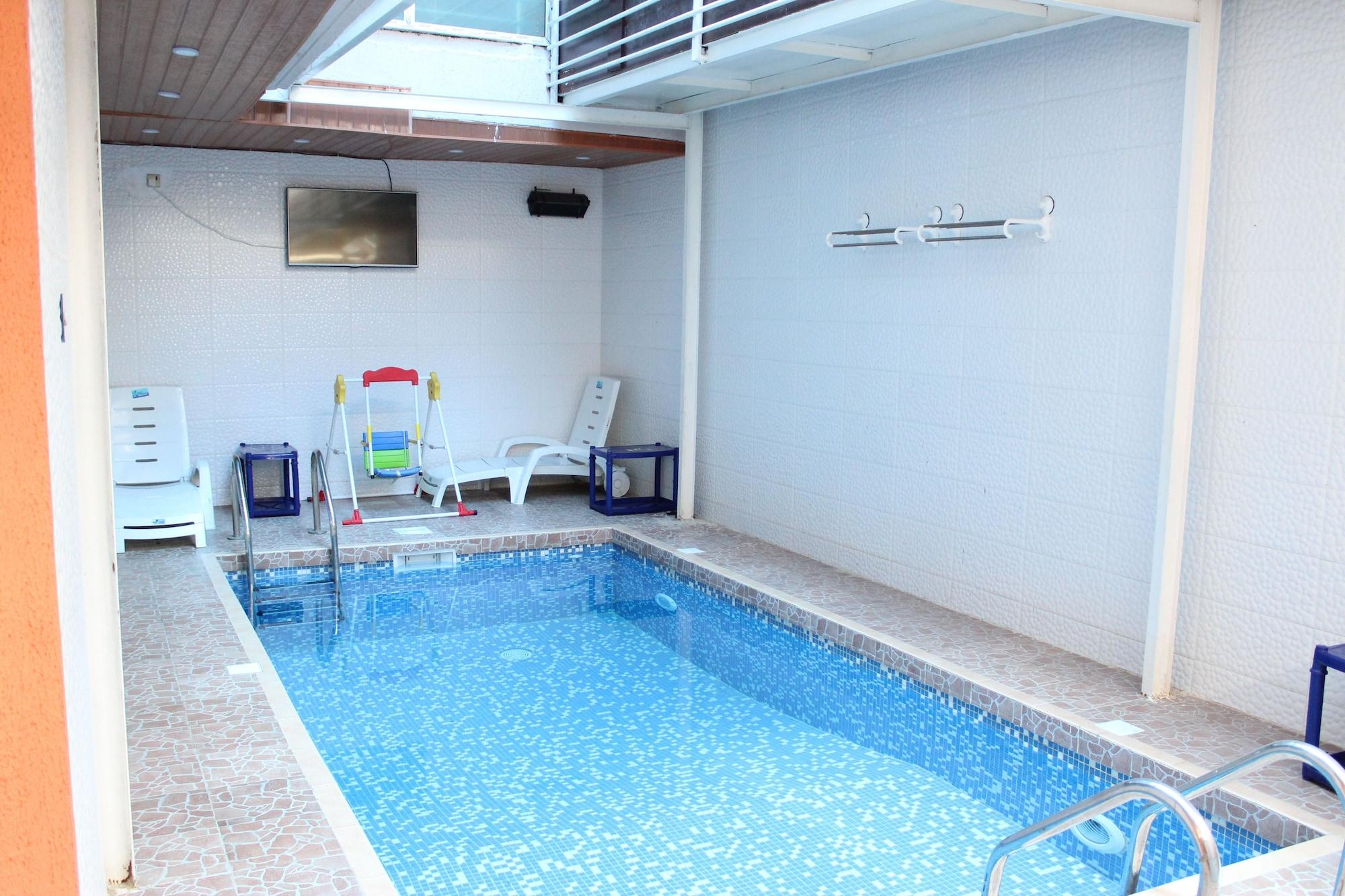 Vista Piscina Avital Suites And Resort