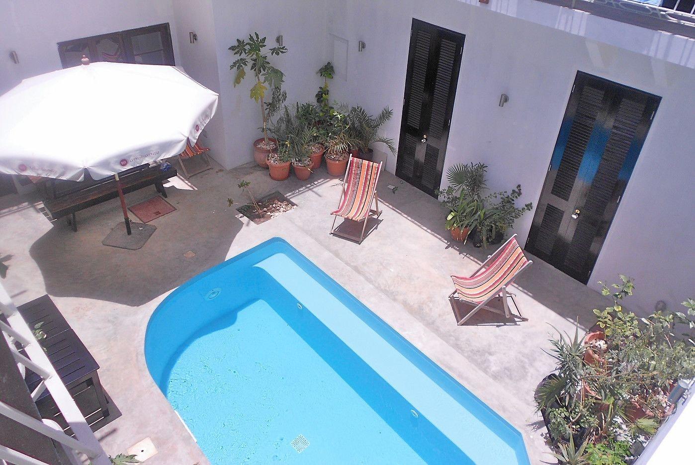 Vista Piscina Casa Colonial Mindelo