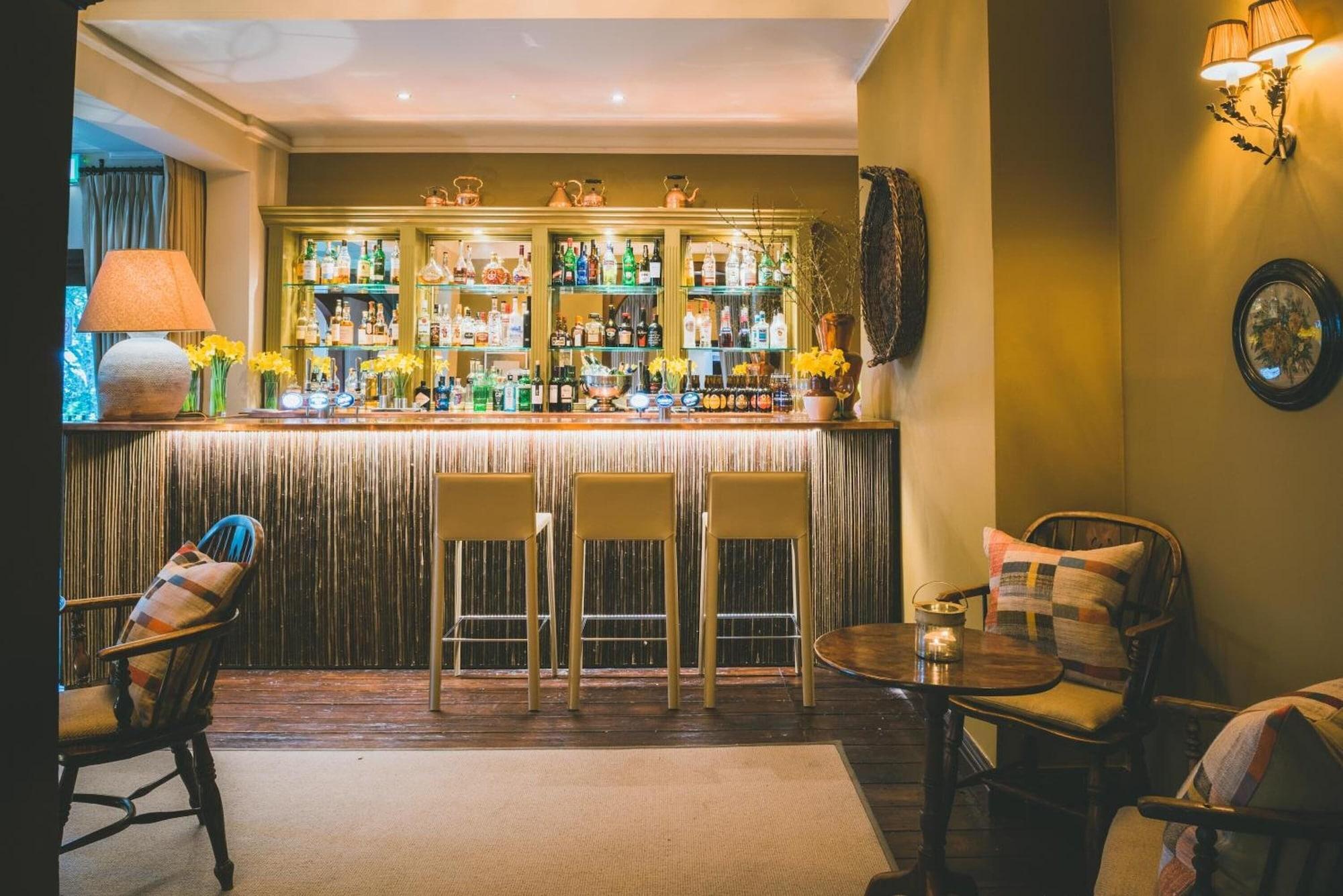 Bar/Salón The Coed-Y-Mwstwr Hotel