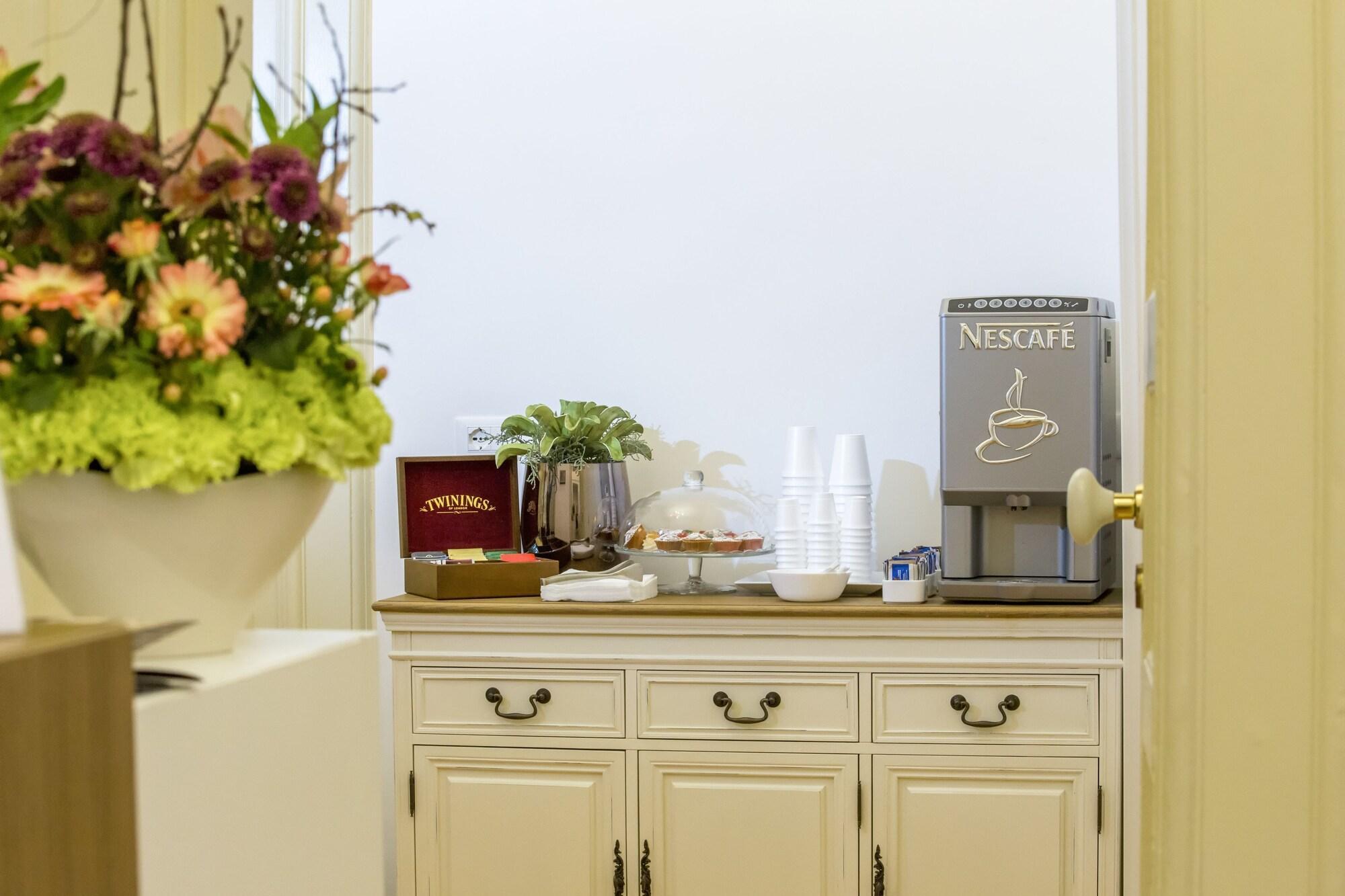 Bar/Salón Napoli Class