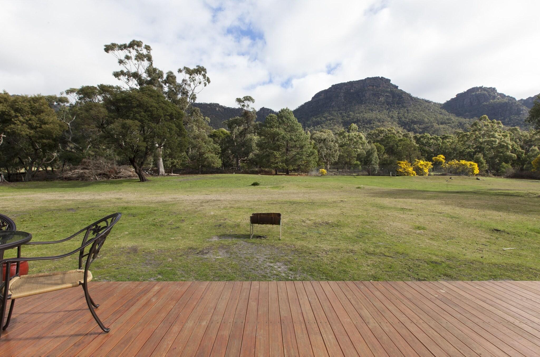 Varios The Grampians Motel