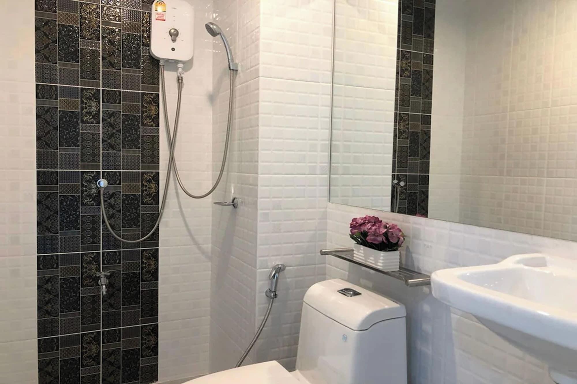 Equipamiento de Habitación 51 Suanplu Residence