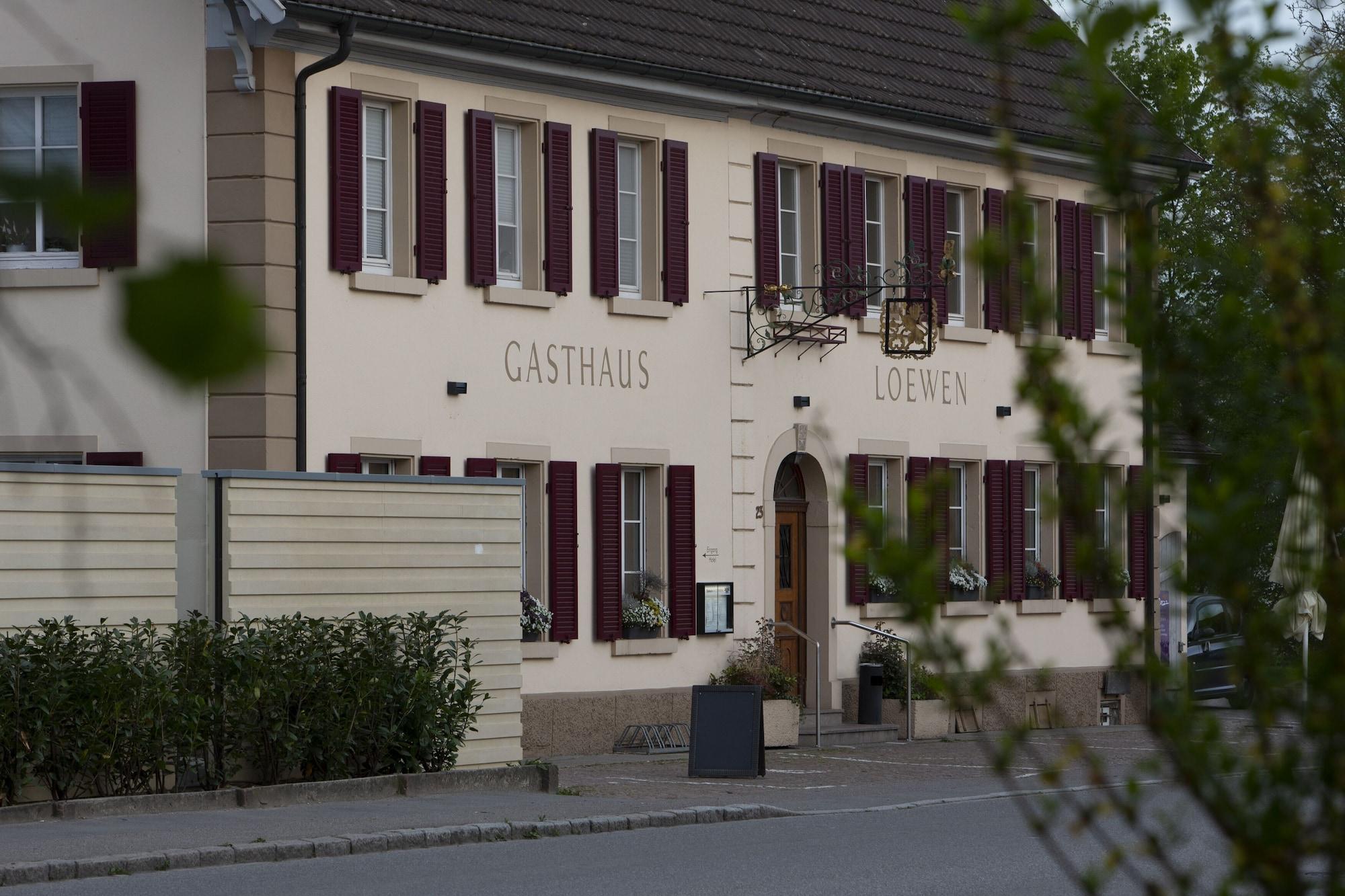 Vista Exterior Gasthaus und Hotel zum Löwen