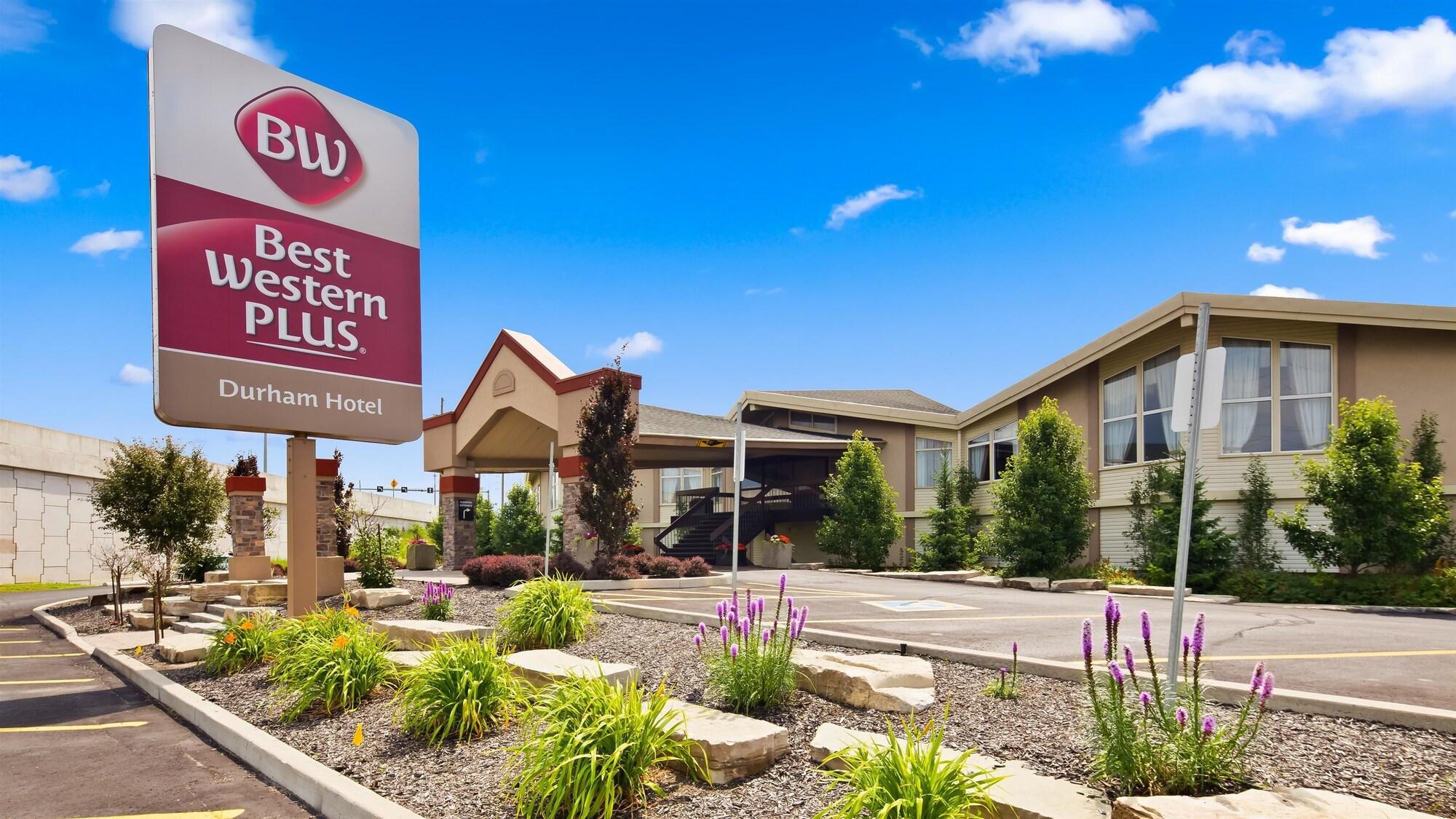 Vista Exterior Best Western Plus Durham Hotel & Conference Centre